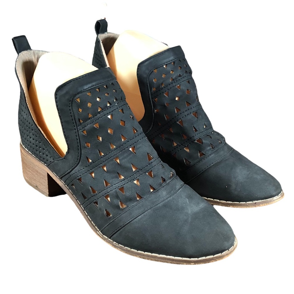 AMS 7 Vickie Bootie Black Ankle Slip On Laser Cut Perforated Boho Cottage Fairy